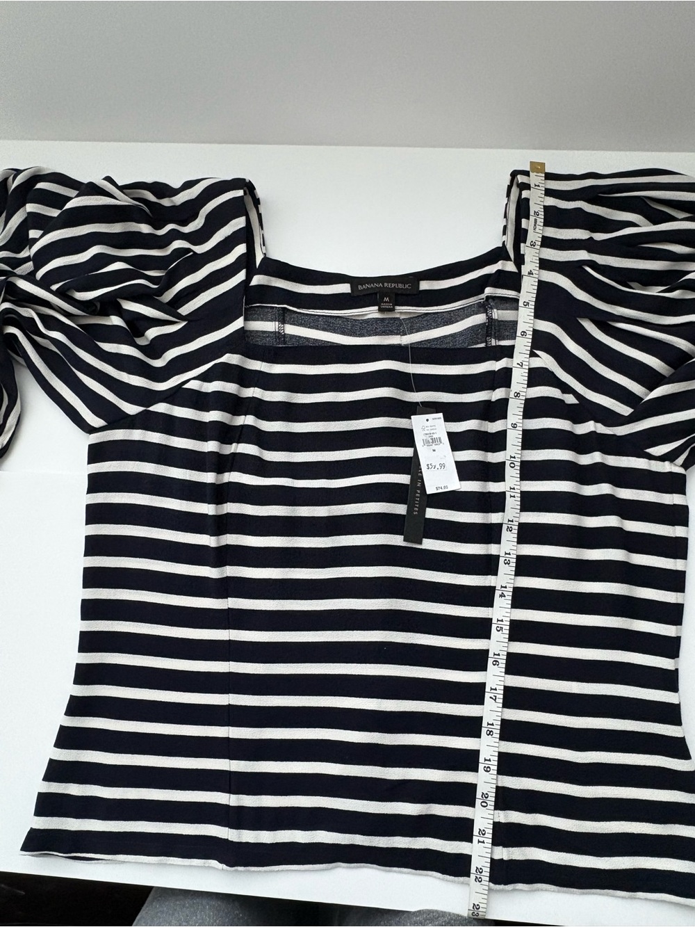 Banana Republic Striped Puff Sleeve Top Size M NWT - Picture 2 of 8